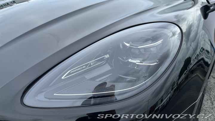 Porsche Macan 2022