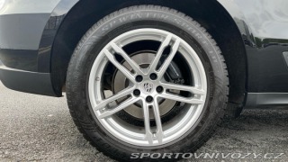 Porsche Macan  2022
