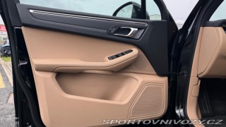 Porsche Macan  2022