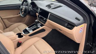 Porsche Macan  2022