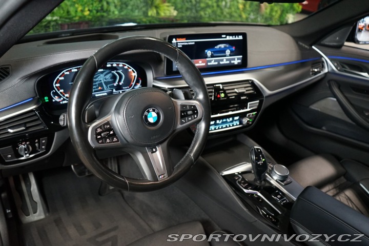 BMW 5 M550i*xDRIVE*TAŽ*360*H/K* 2022