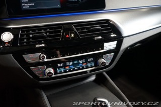 BMW 5 M550i*xDRIVE*TAŽ*360*H/K* 2022