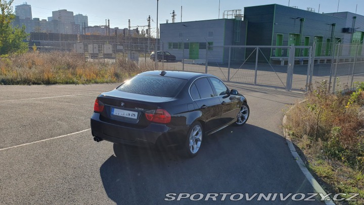 BMW 3 330i 2005
