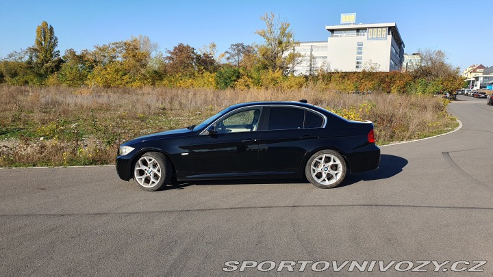 BMW 3 330i 2005