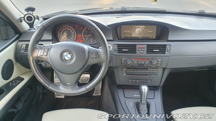 BMW 3 330i 2005