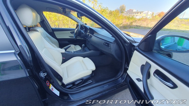 BMW 3 330i 2005