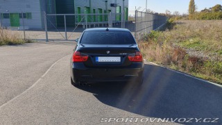 BMW 3 330i 2005