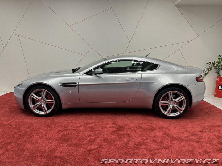 Aston Martin V8 Vantage MANUAL*PLNÁ SERV. 2006
