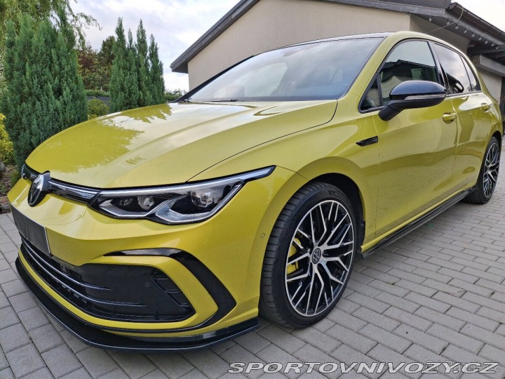 Volkswagen Golf VIII R-line 2021