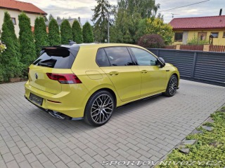Volkswagen Golf VIII R-line 2021