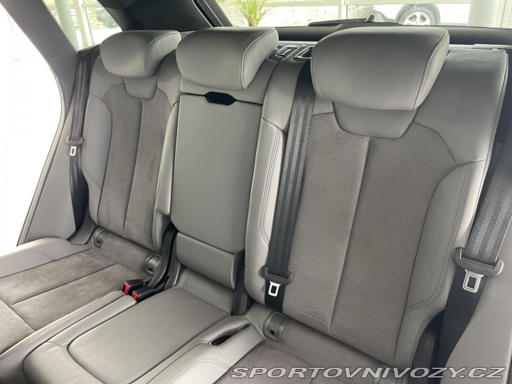 Audi SQ5 3,0TFSI 260kW*Webasto*Mat 2017