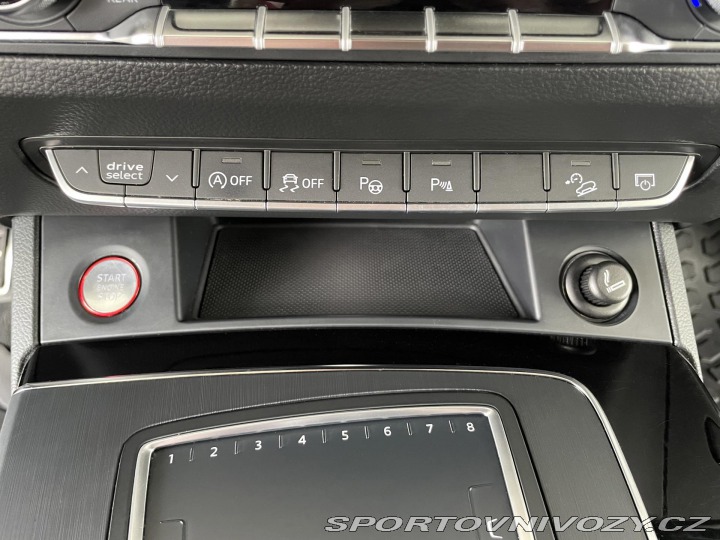 Audi SQ5 3,0TFSI 260kW*Webasto*Mat 2017