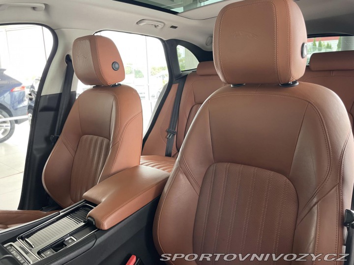Jaguar F-Pace 30d AWD*221kW*Panorama*Ta 2017