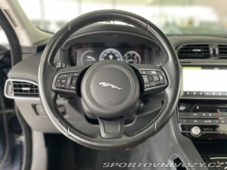 Jaguar F-Pace 30d AWD*221kW*Panorama*Ta 2017