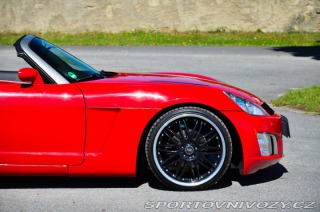 Opel GT 2.0 16V Turbo 2009