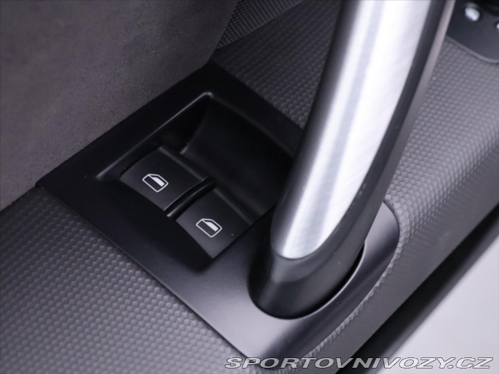 Audi TT 2,0 TFSI 147kW S-Line Xen 2010