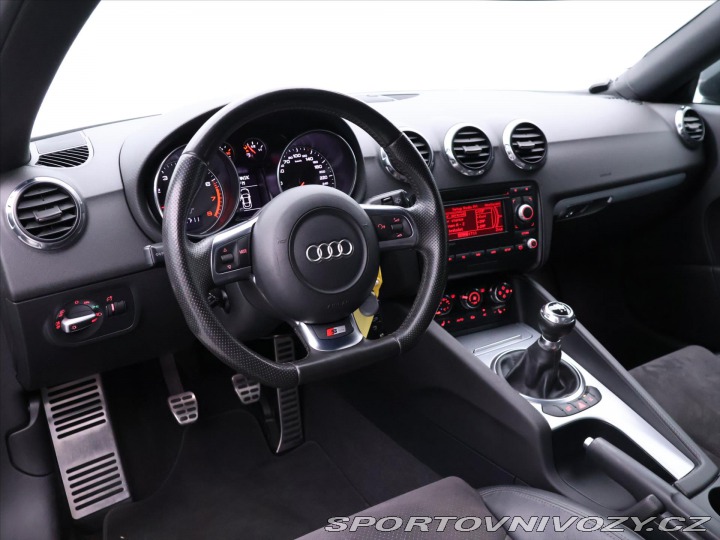 Audi TT 2,0 TFSI 147kW S-Line Xen 2010