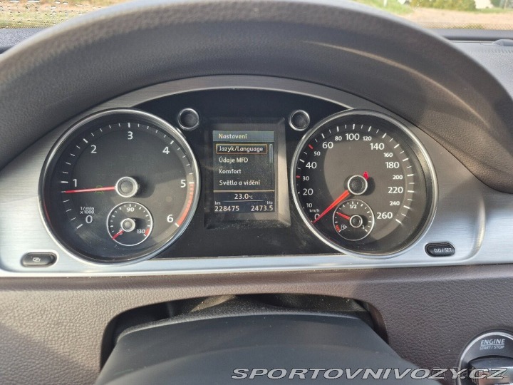 Volkswagen Ostatní modely Passat 2,0 TDI Blue Motion 2011