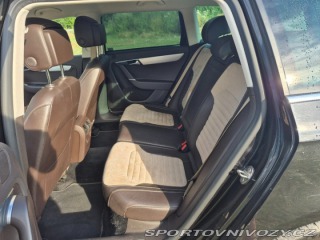 Volkswagen Ostatní modely Passat 2,0   TDI Blue Motion 2011