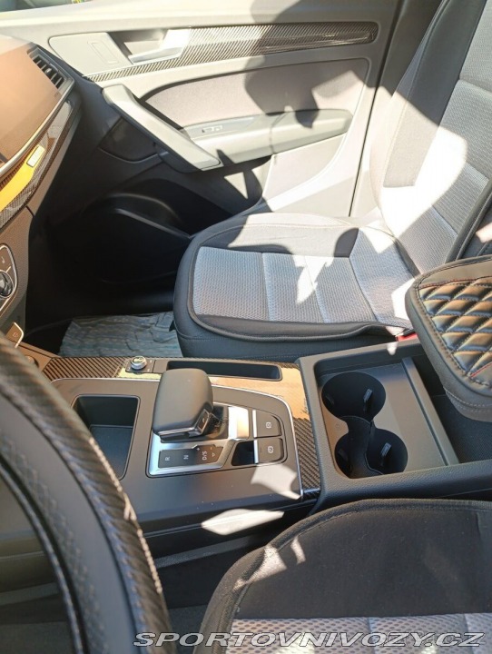 Audi Ostatní modely Q5 2,0 40 TFSI Quatro 150 2024