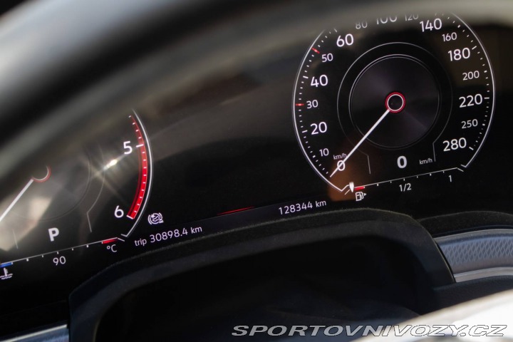 Volkswagen Ostatní modely Touareg 4.0 TDI V8 R-line /AJ NA 2019