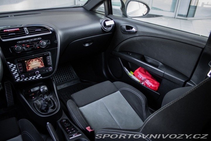 Seat Leon 2.0 TSI CUPRA R310 / AJ 2010