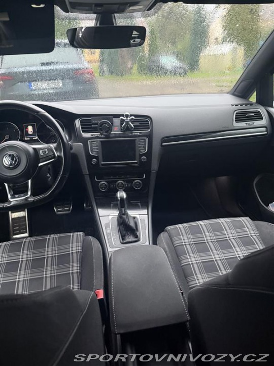 Volkswagen Golf GTD 2016