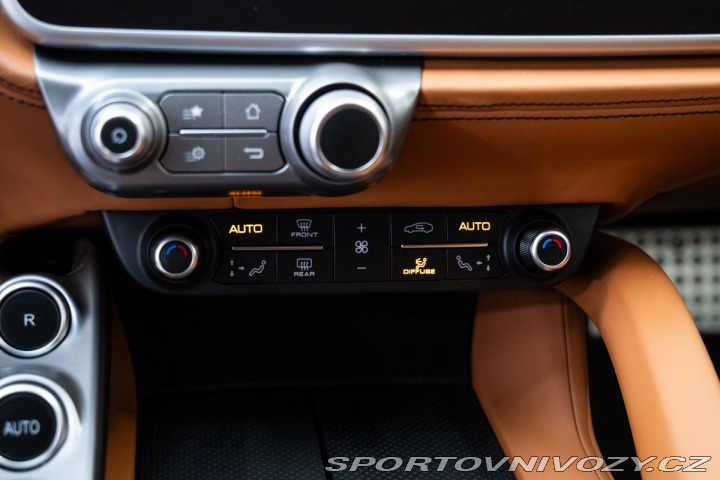 Ferrari GTC4Lusso  2017