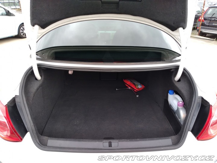Volkswagen CC PASSAT 2.0 TDI DSG ČR 2009