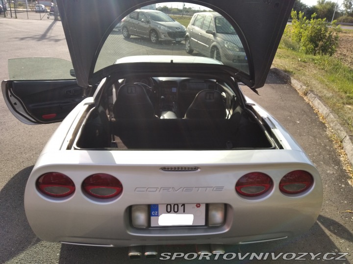 Chevrolet Corvette 2001