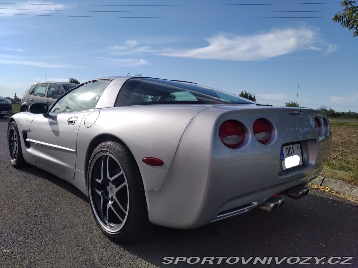 Chevrolet Corvette 2001