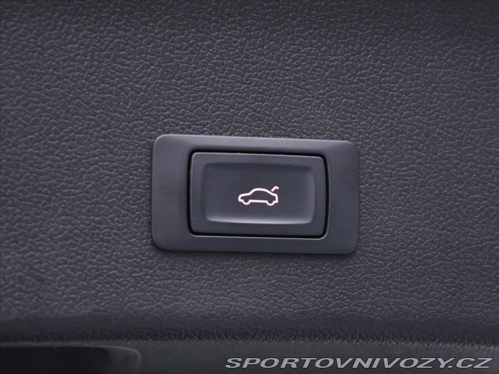 Audi RS4 4.2 FSI V8 331kW 1.Maj Se 2014