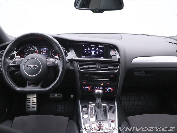 Audi RS4 4.2 FSI V8 331kW 1.Maj Se 2014