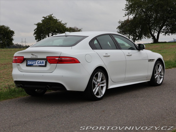 Jaguar XE 2,0 D 177kW R-Sport CZ 2017