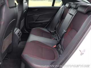 Jaguar XE 2,0 D 177kW R-Sport CZ 2017