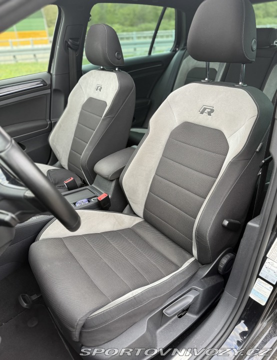 Volkswagen Golf R 2014