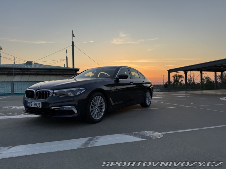 BMW 5 530iX G30 LUXURY Line 2017