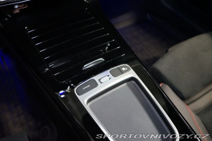 Mercedes-Benz CLA 200d*AMG*CAMERA*ZÁRUKA*BU 2024