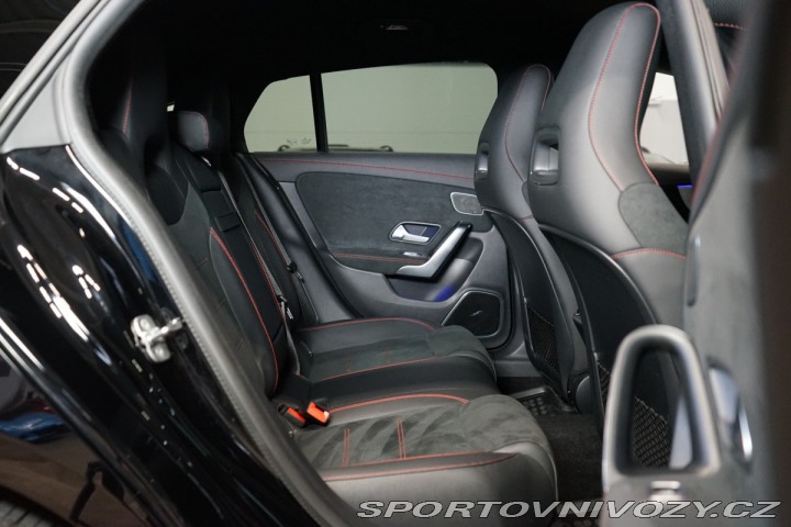 Mercedes-Benz CLA 200d*AMG*CAMERA*ZÁRUKA*BU 2024