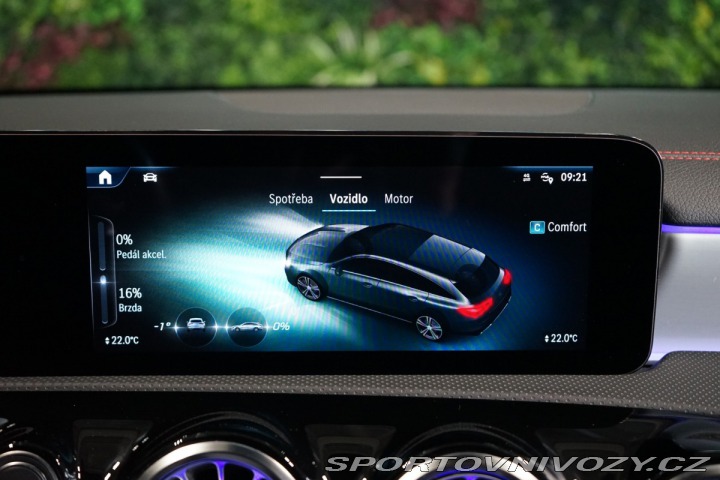 Mercedes-Benz CLA 200d*AMG*CAMERA*ZÁRUKA*BU 2024