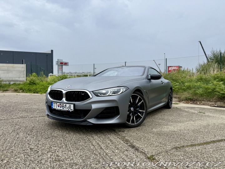 BMW 8 M850i 2023