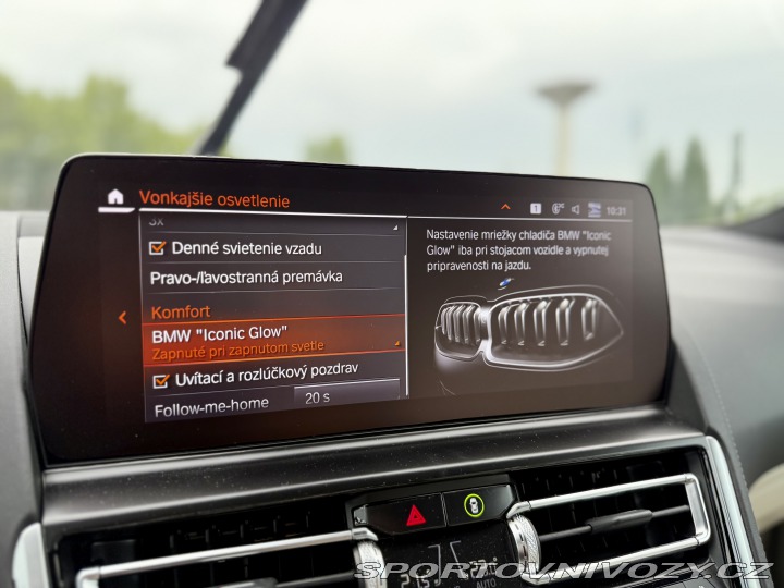 BMW 8 M850i 2023