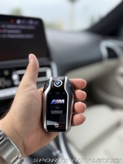 BMW 8 M850i 2023