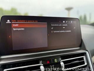 BMW 8 M850i 2023
