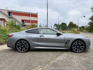 BMW 8 M850i 2023