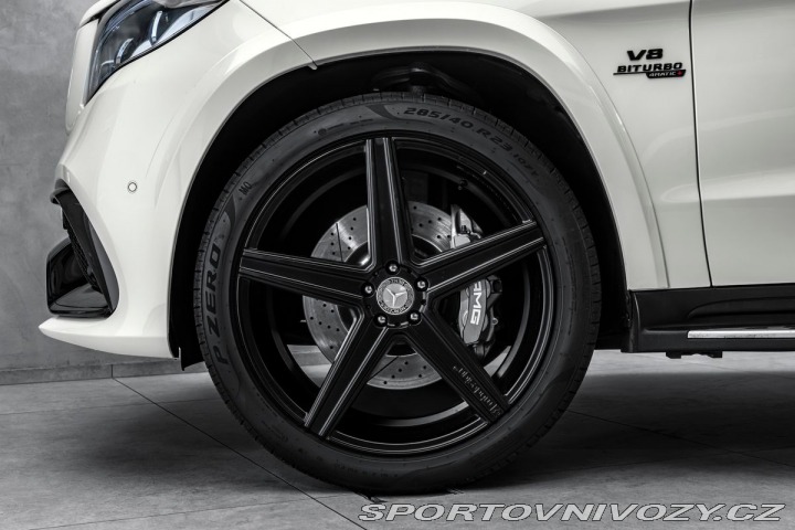 Mercedes-Benz Ostatní modely GLS panorama, tažné, 360° kam 1800