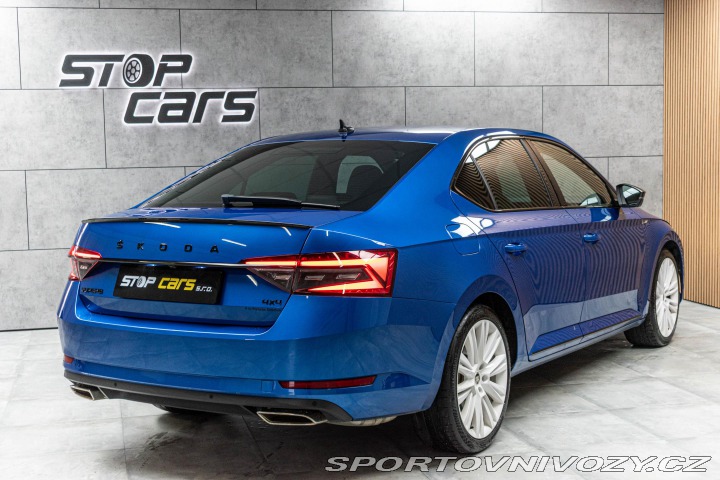 Škoda Superb TSI 206 4x4 SPORTLINE*TAŽ 2021