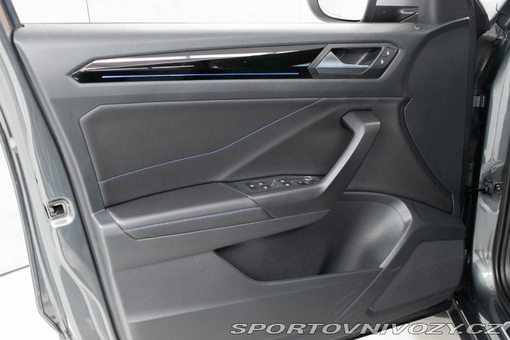 Volkswagen T-Roc R R 221kW*REZERVACE* 2022