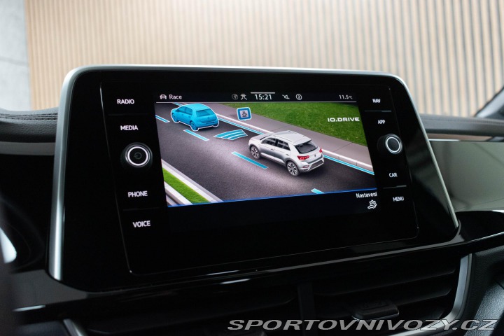 Volkswagen T-Roc R R 221kW*REZERVACE* 2022