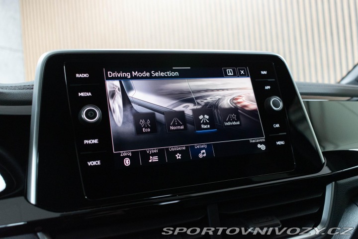 Volkswagen T-Roc R R 221kW*REZERVACE* 2022